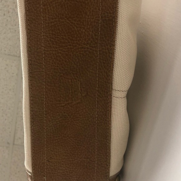 Kathy Van Zeeland - Picture 5 of 6